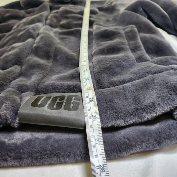 UGG Women's Frankie Trucker Faux Fur Jacket Ink Grey Sz M Warm Soft Cozy - Picture 12 of 16